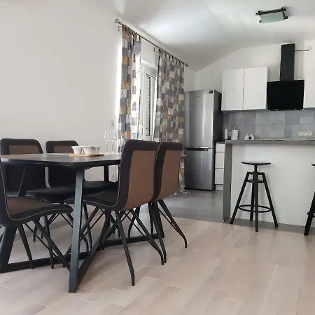 Krizanac Appartement *
