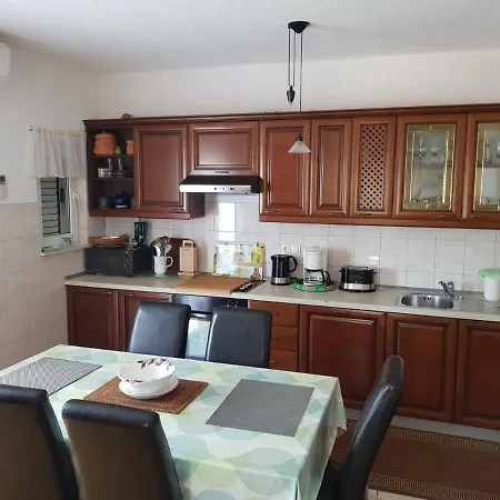 Krizanac Apartment Trogir